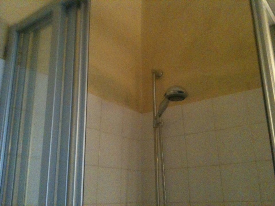 Die Dusche Hotel Schloss Zeilitzheim