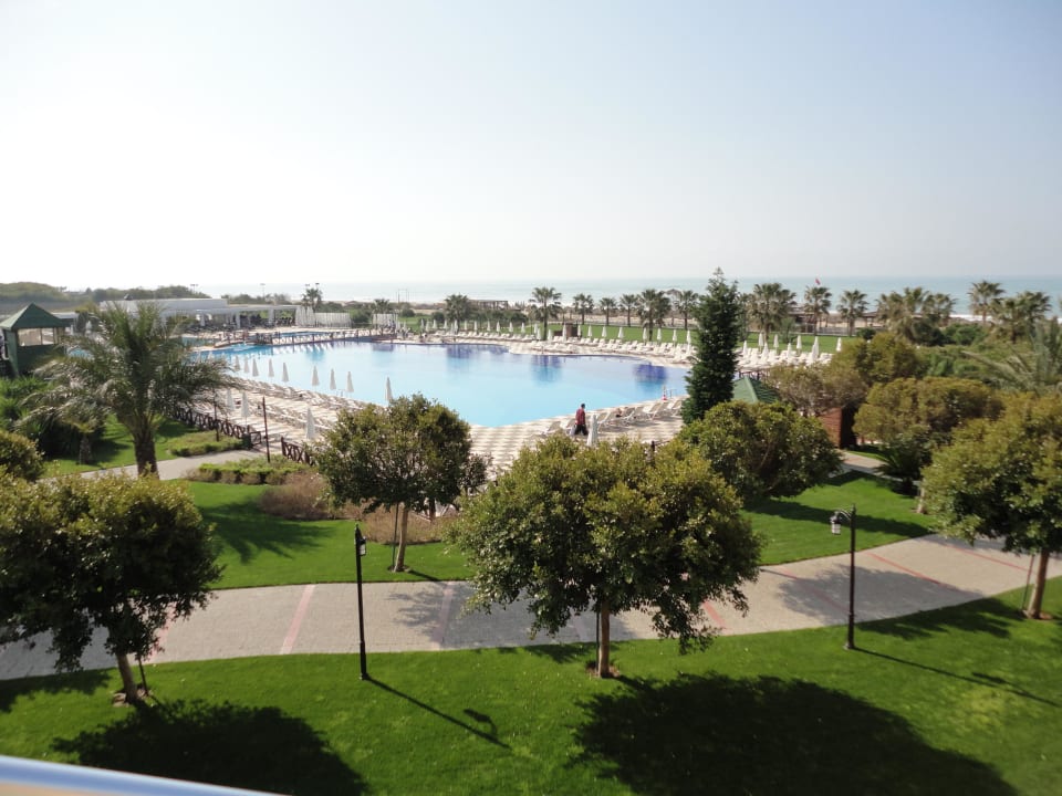 Der Hauptpool, Blick von der Frühstücksterrasse Voyage Belek Golf & Spa