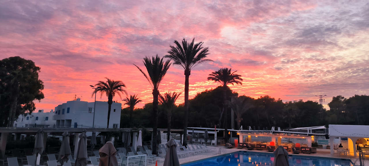 Pool Cala Llenya Resort Ibiza