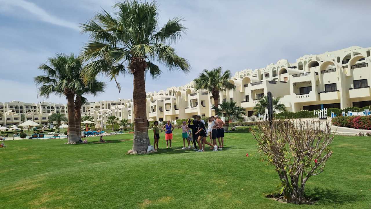 Gartenanlage Gravity Hotel & Aquapark Sahl Hasheesh