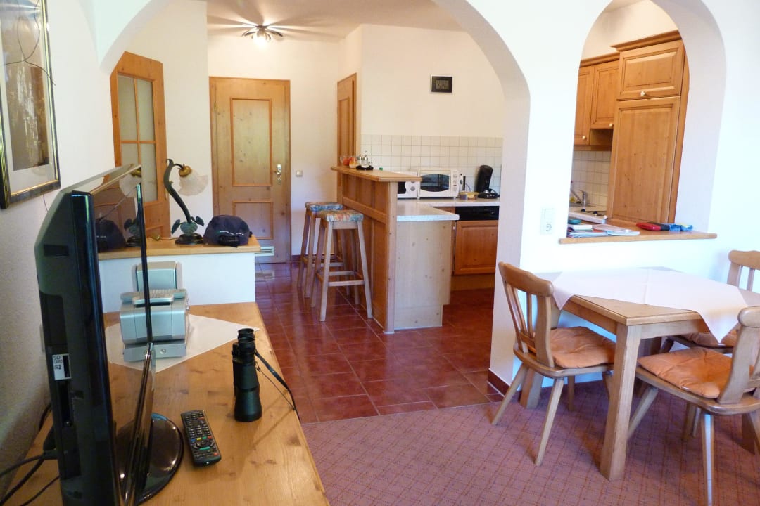 Wohnbereich mit Essecke/Küche Ferienwohnungen Luik