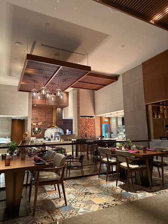 Gastro Saadiyat Rotana Resort &  Villas