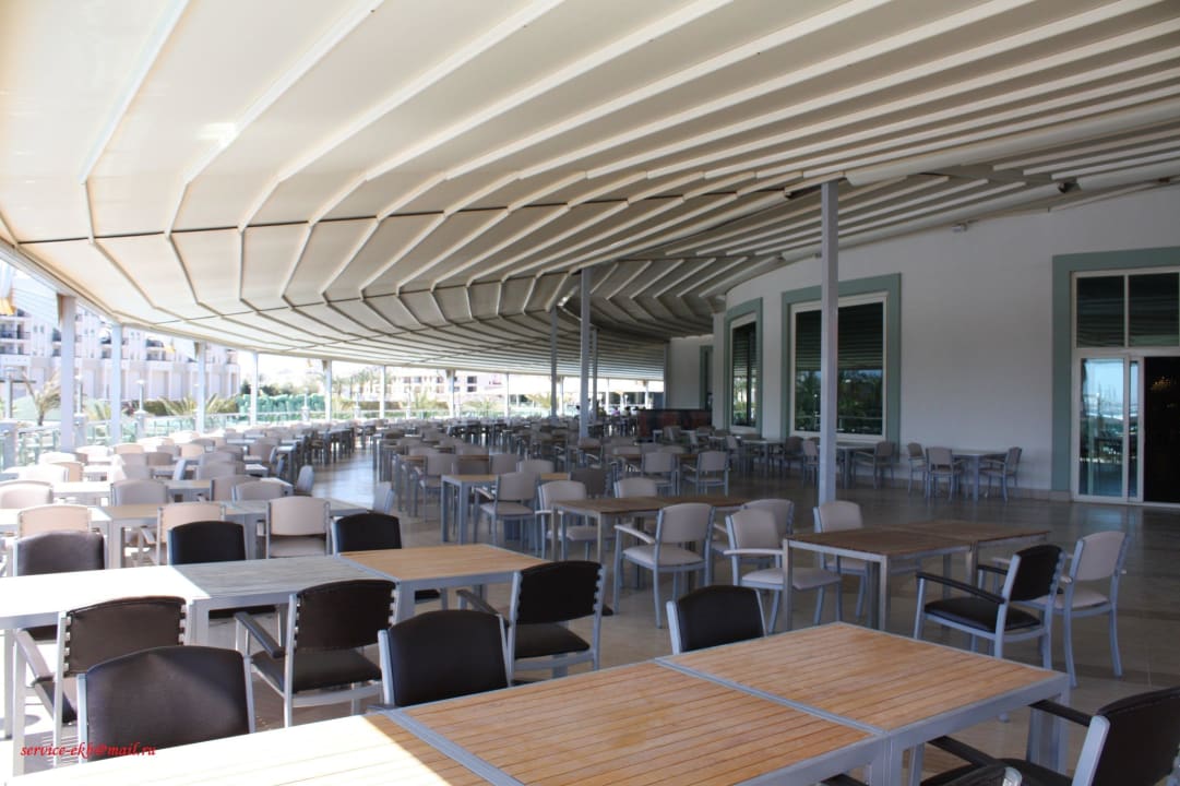 Ресторан Густо Hotel Delphin Imperial