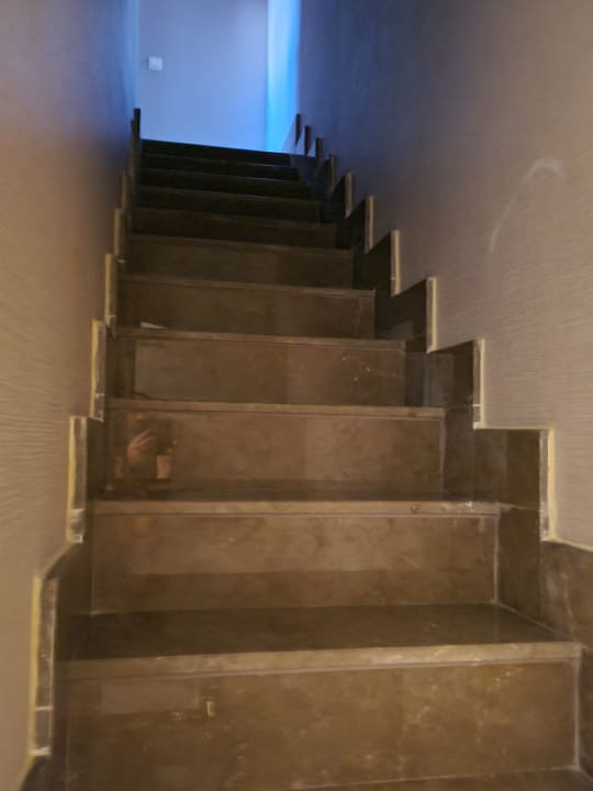 Zimmer Royal Taj Mahal Hotel