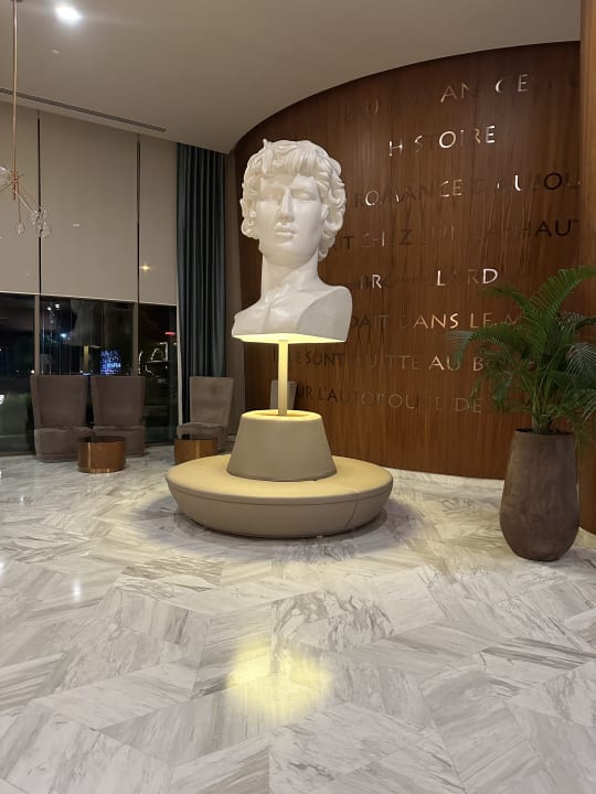 Lobby Side Star Elegance