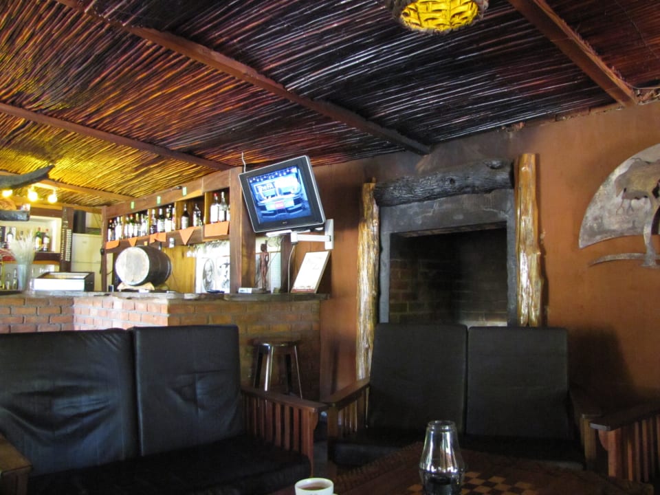 Bar Kalahari Anib Lodge