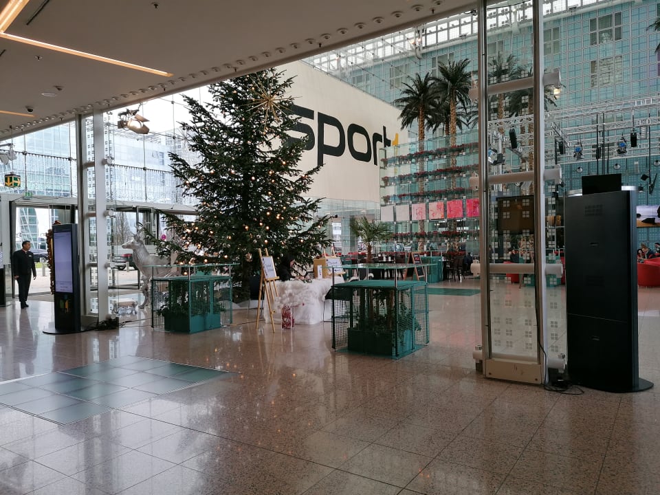 Lobby Hilton Munich Airport