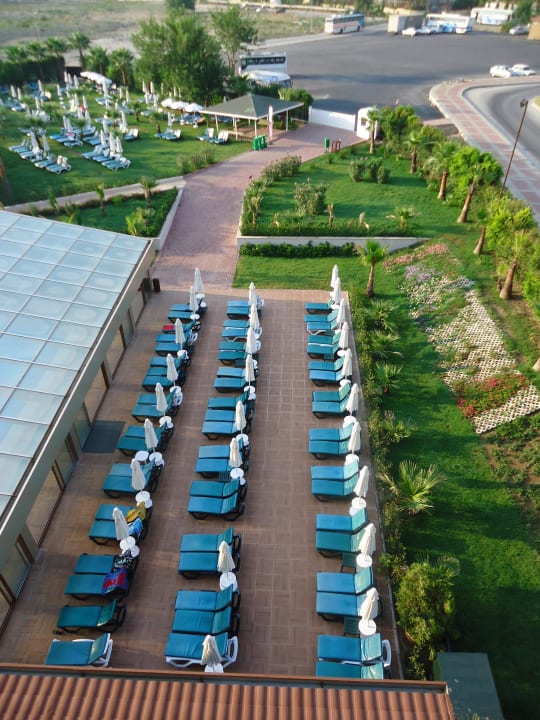 Teil der Gartenanlage Hane Family Resort