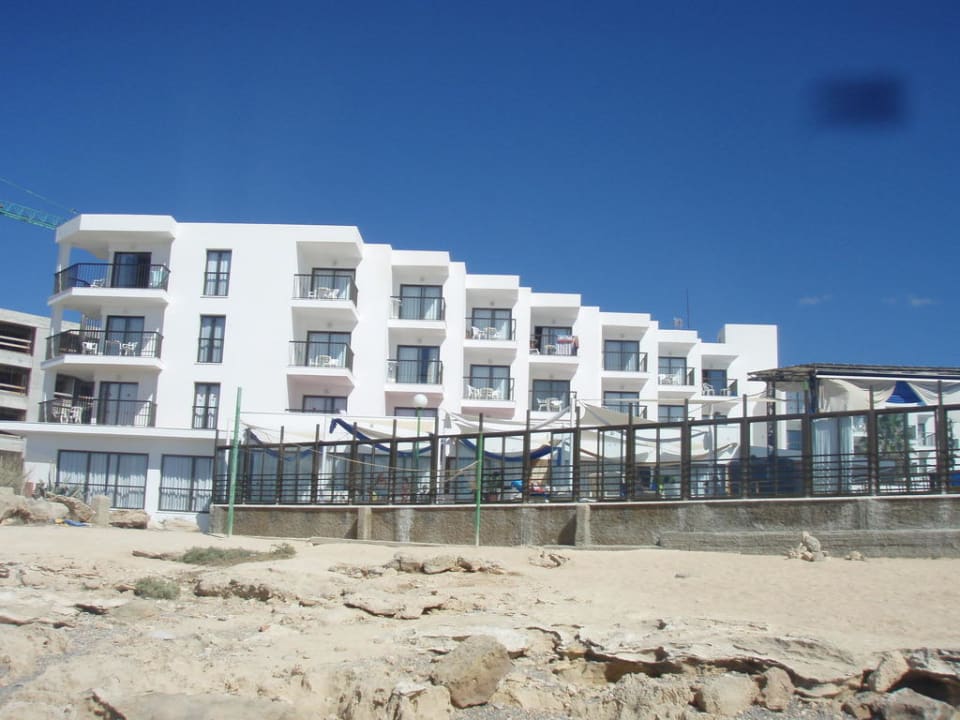 Z hotelowej plazy Nereida Aparthotel