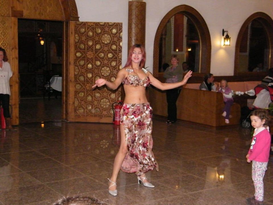 Танец живота Pickalbatros Alf Leila Wa Leila Resort - Neverland Hurghada