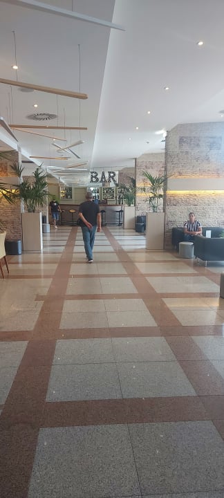 Lobby Tryp Lisboa Caparica Mar