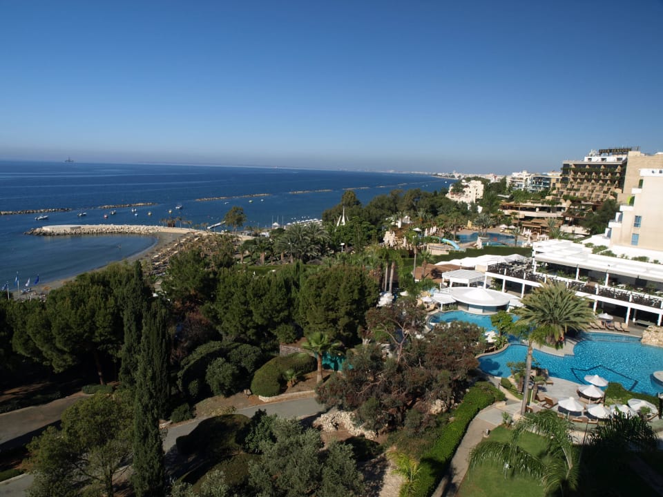 Ausblick vom Zimmer Mediterranean Beach Hotel