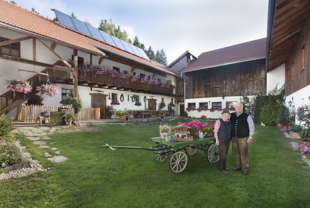 Außenansicht Bayerwald-Ferienhof Schmid