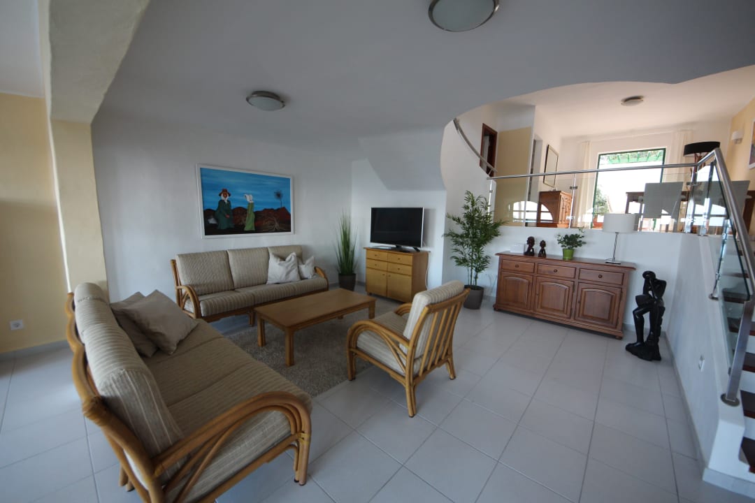 Zimmer IVV.SL Ferienhaus Vieja 9