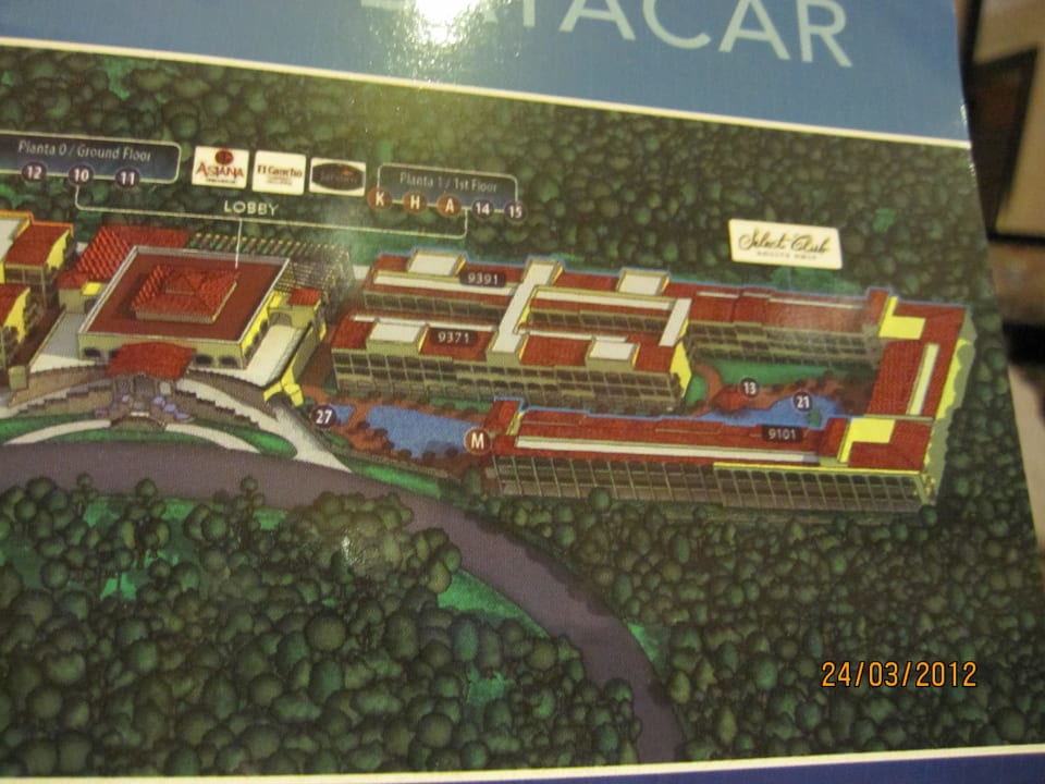 Übersicht Sandos Riviera-Trakt u. Lobby Sandos Playacar Beach Resort