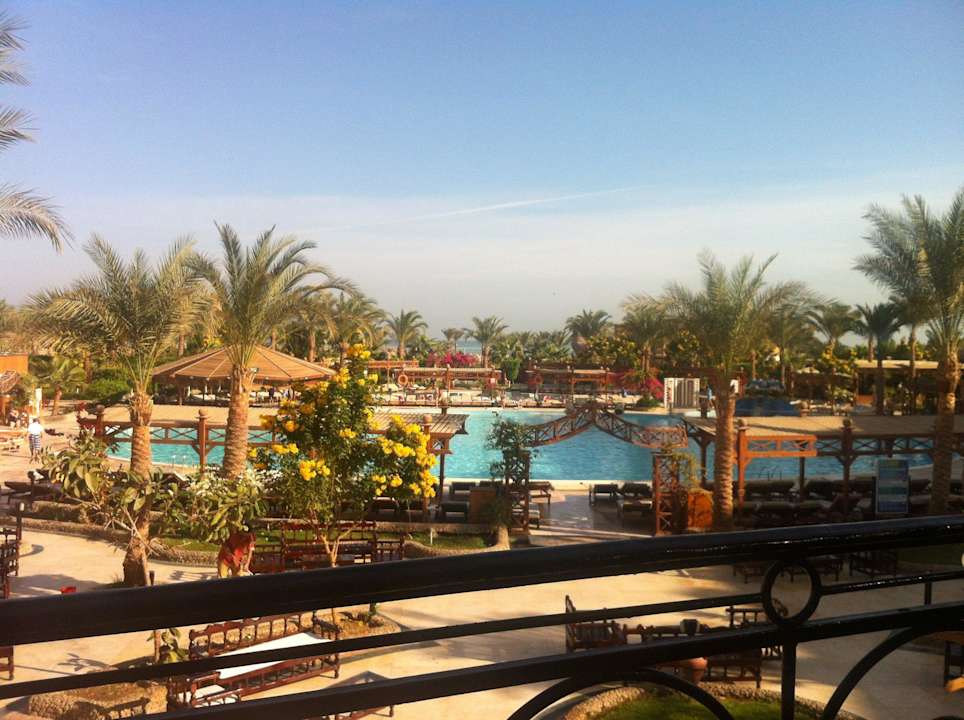 Завтракать с таким видом одно удовольствие! Le Jardin Aqua Park Resort