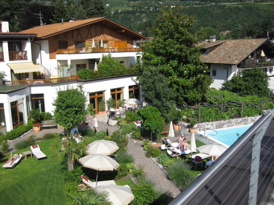 Ansicht von der Sonnenterrasse Hotel Ansitz Plantiz