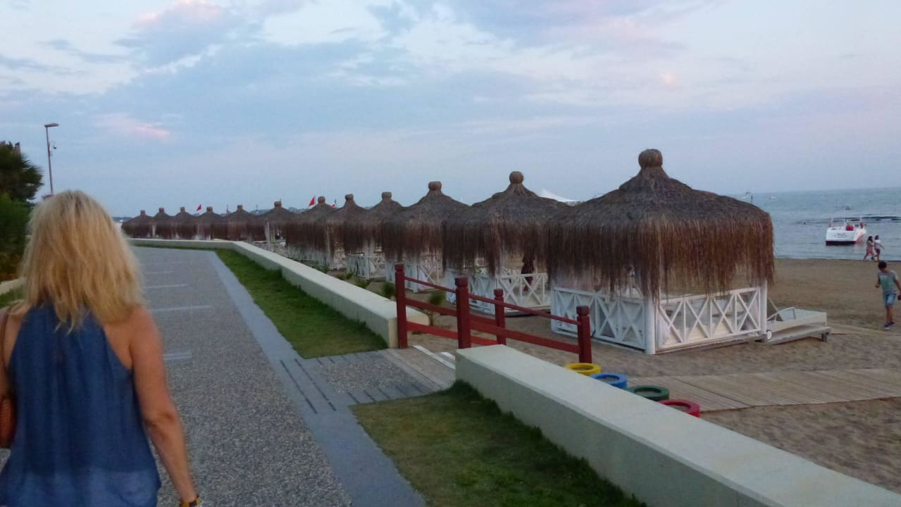 Strandpromenade Hotel Grand Side