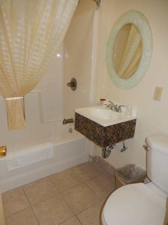 Zimmer Mayfair Passport Inn Inyokern