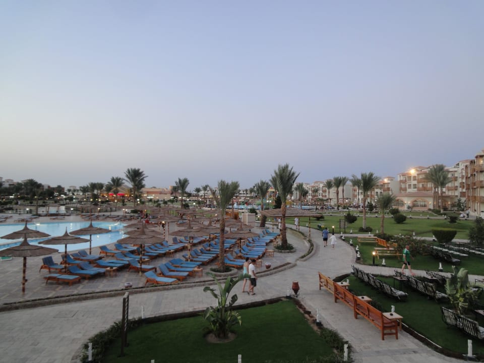 Blick über die gesamte Anlage Pickalbatros Dana Beach Resort - Hurghada
