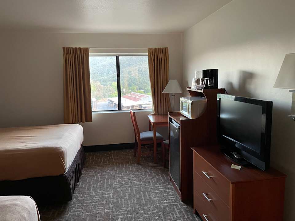 Zimmer Motel Miners Inn