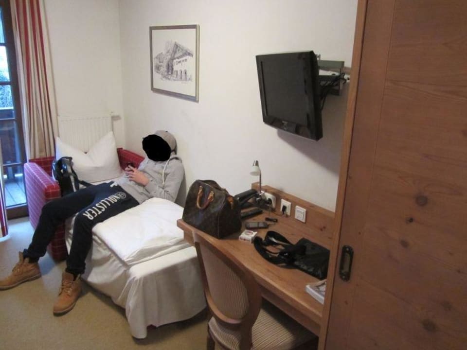 3. Bett Hotel Schneiderwirt