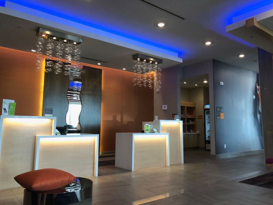 Lobby La Quinta Inn & Suites South Jordan