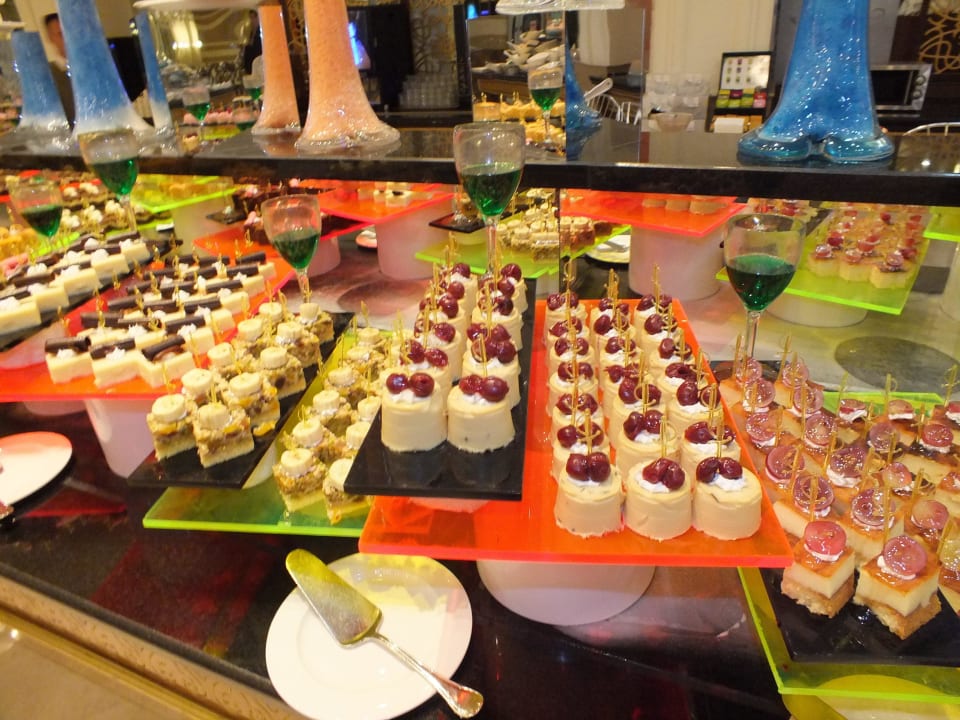 Kleine süße Happen alles lecker Diamond Excellence Resort & Spa