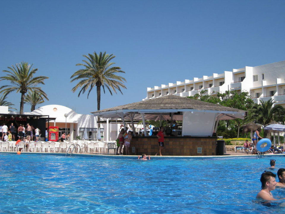 Pool Grand Palladium White Island Resort & Spa