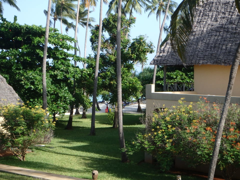 Gartenanlage Neptune Pwani Beach Resort & Spa