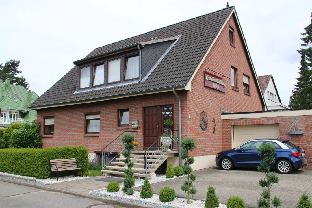 "Außenansicht" Pension Walburg (Timmendorfer Strand) • HolidayCheck