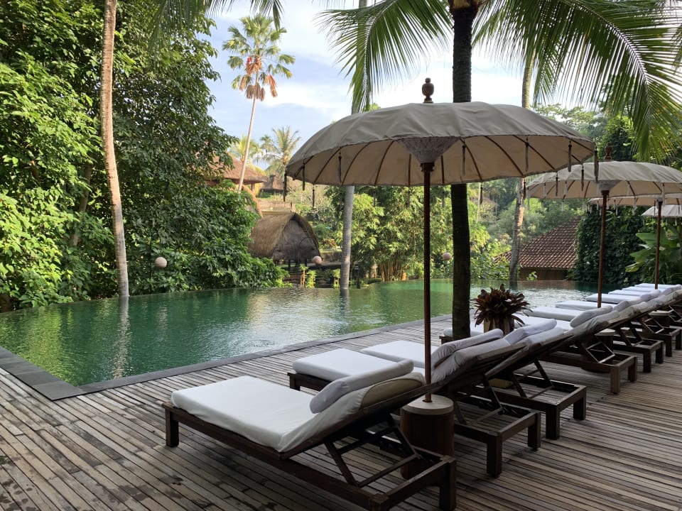 Pool Hotel Komaneka at Rasa Sayang