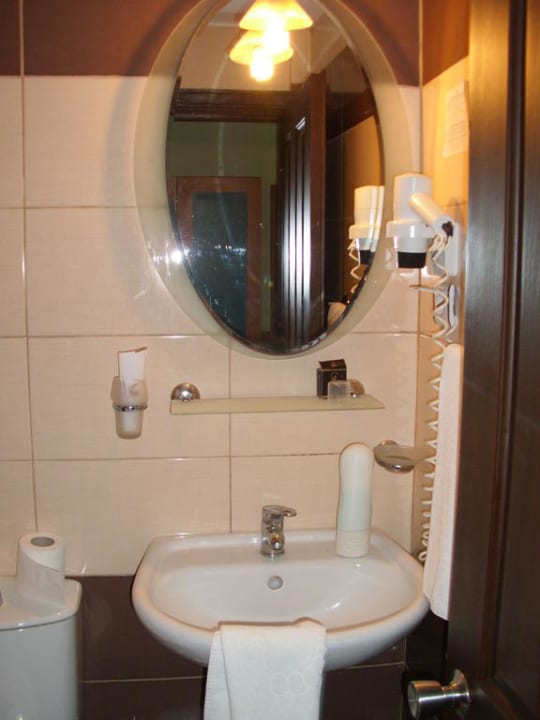 Badezimmer/ Waschbecken Hotel Aslan City Kleopatra