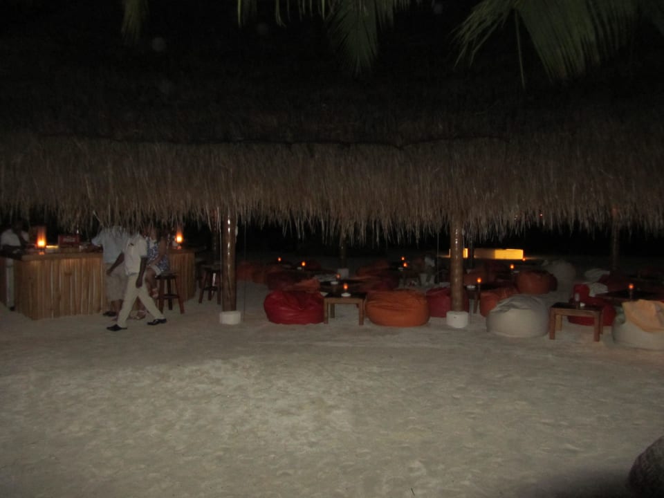 Sand-Bar Kuramathi Maldives