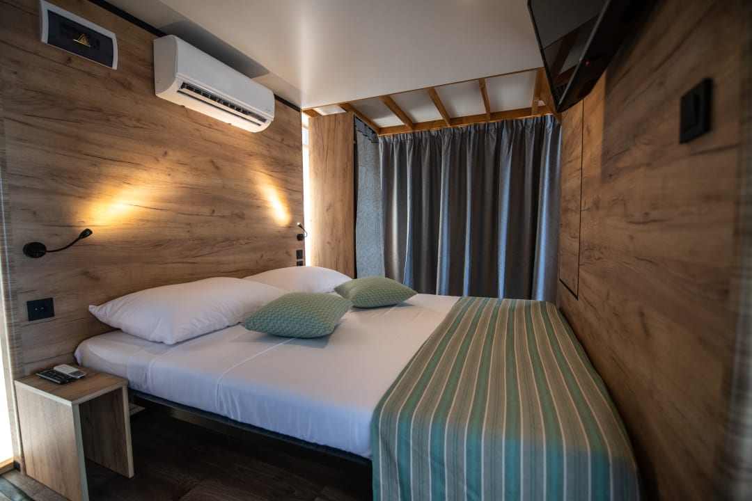 Zimmer Arena Stoja Mobile Homes