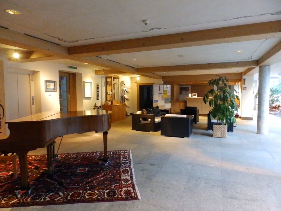 Blick zur Rezeption Hotel Sternen