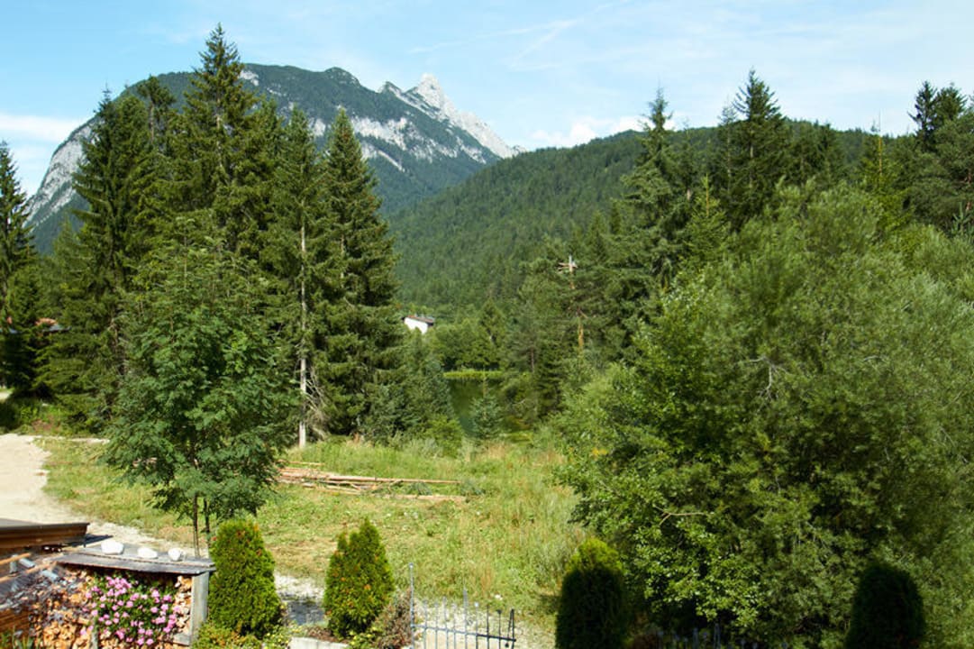 Panorama vom Balkon der Ferienwohnung im Landhaus  Landhaus Karoline Wohlfühl-Ferienwohnungen
