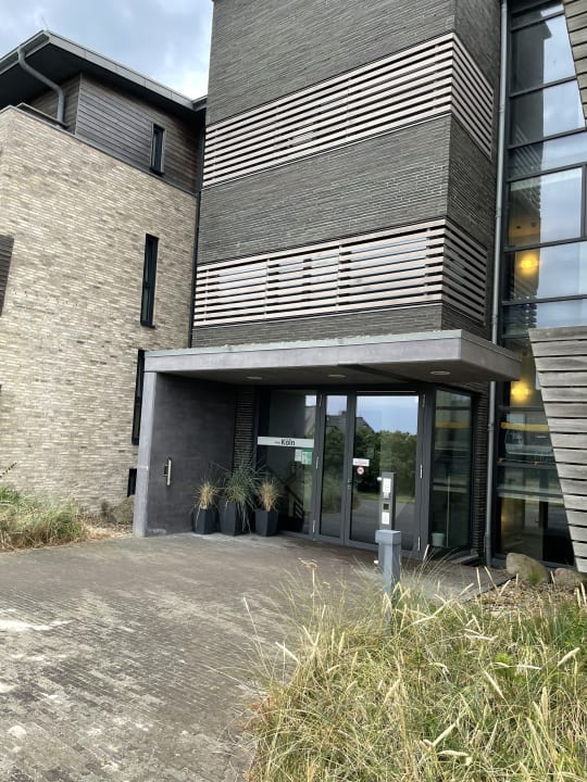 Außenansicht Dünenhotel Alt-Rantum