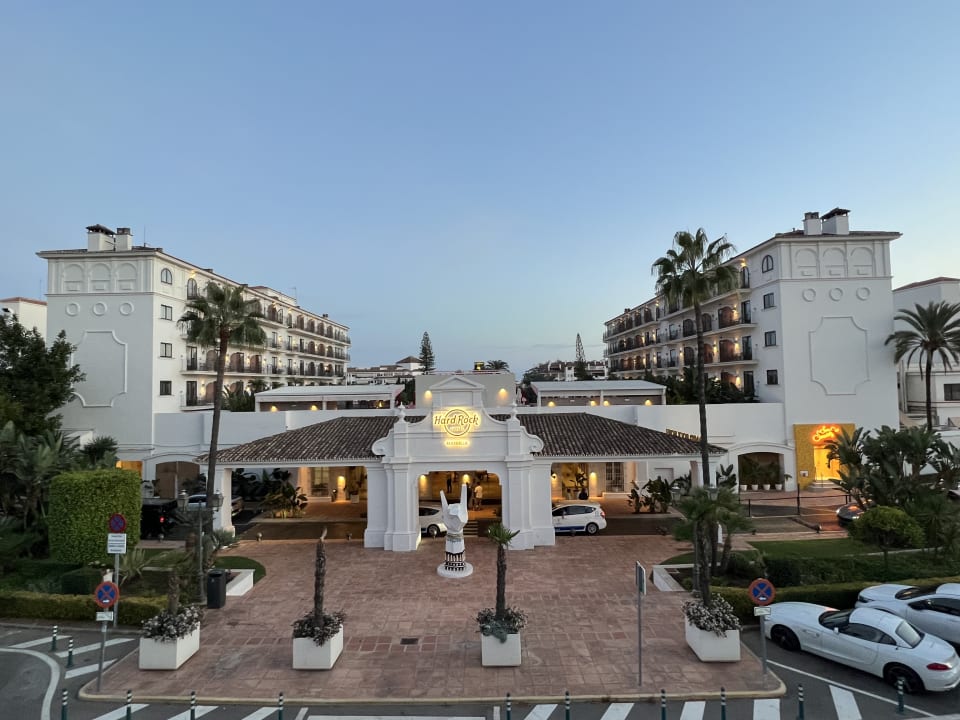 Außenansicht Hard Rock Hotel Marbella