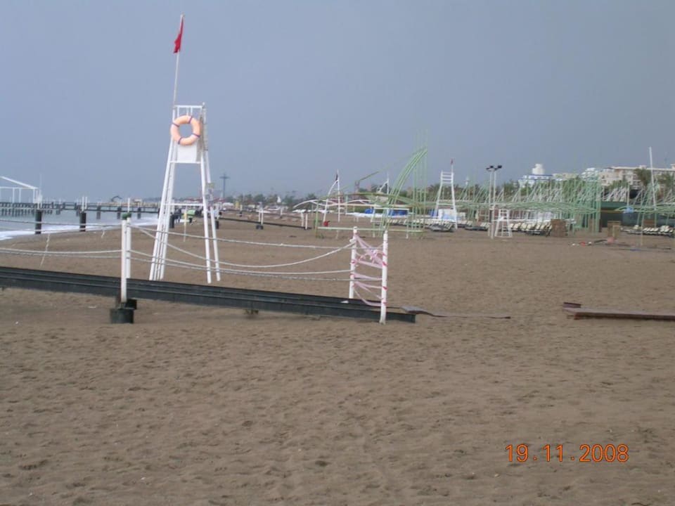 Touristenfreie Zone im Herbst Royal Wings Hotel