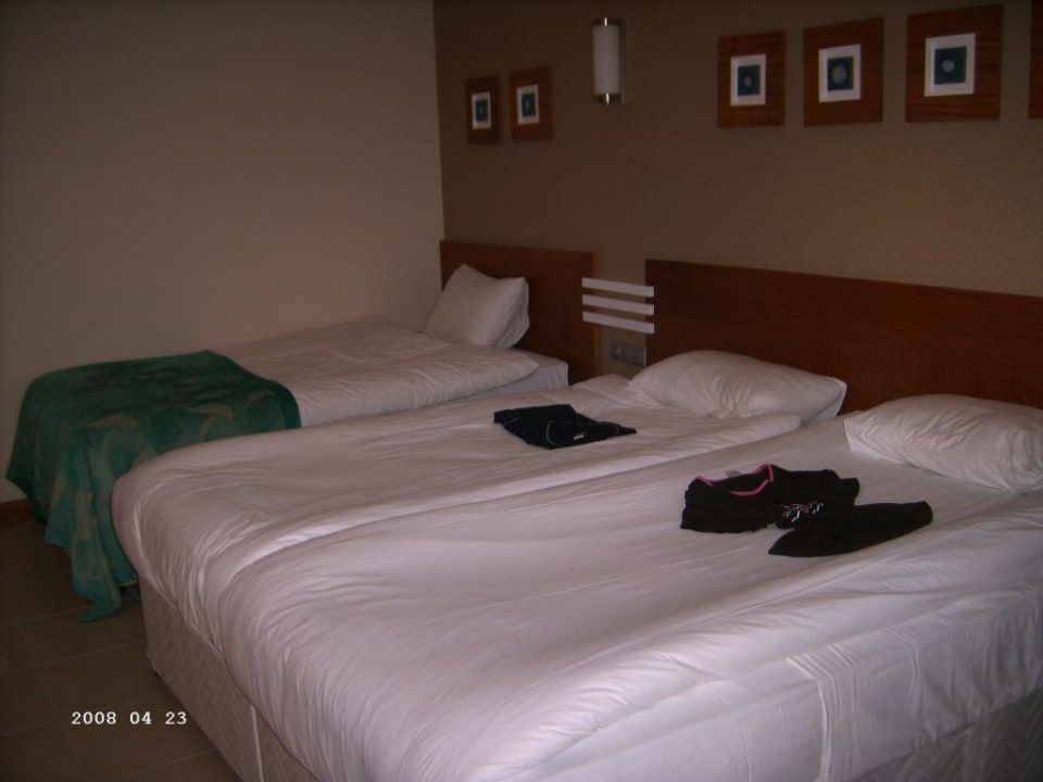 neues Zimmer Kamelya Aishen Club