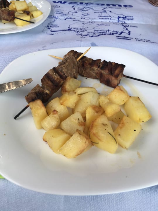 Letzter Abend Hauptgang Suflaki ungewürzt Hotel Rodon House
