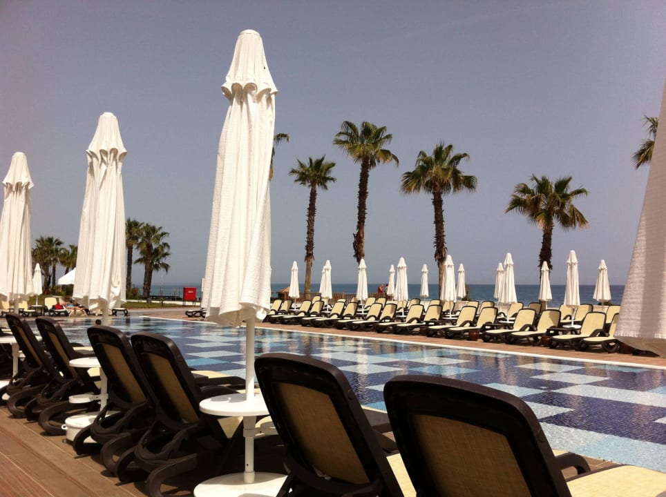 Ausblick von der Liege Sherwood Exclusive Kemer