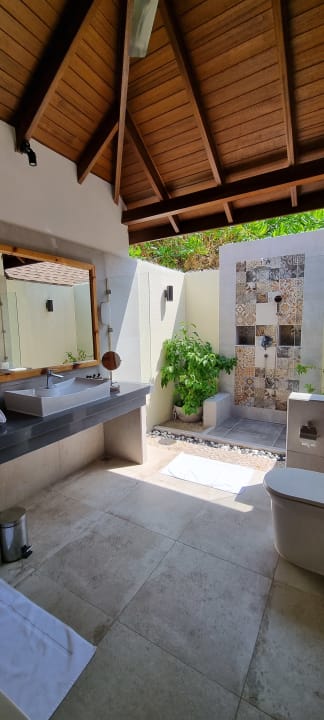 Zimmer Reethi Faru Resort