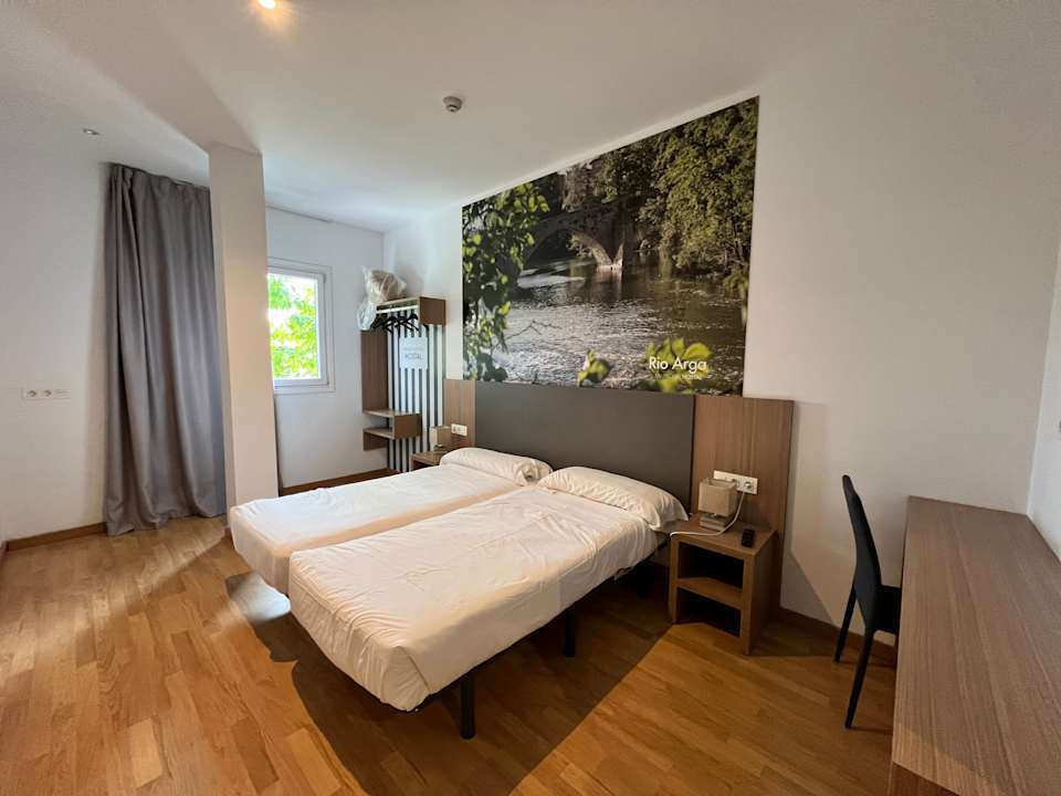 Zimmer Hostal Pamplona