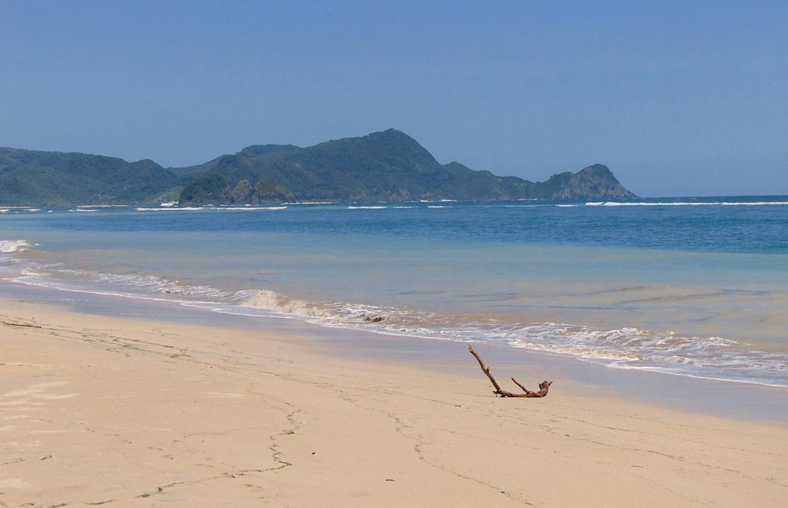 Strand Amber Lombok Beach Resort
