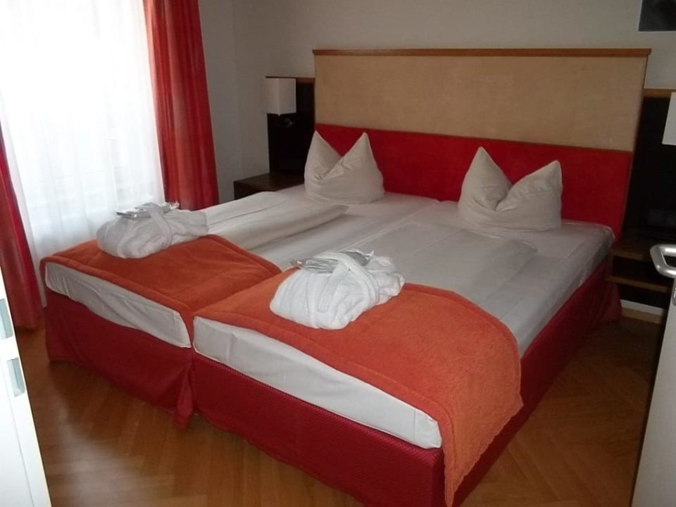 Schlafzimmer der Suite Art Hotel Aachen Superior