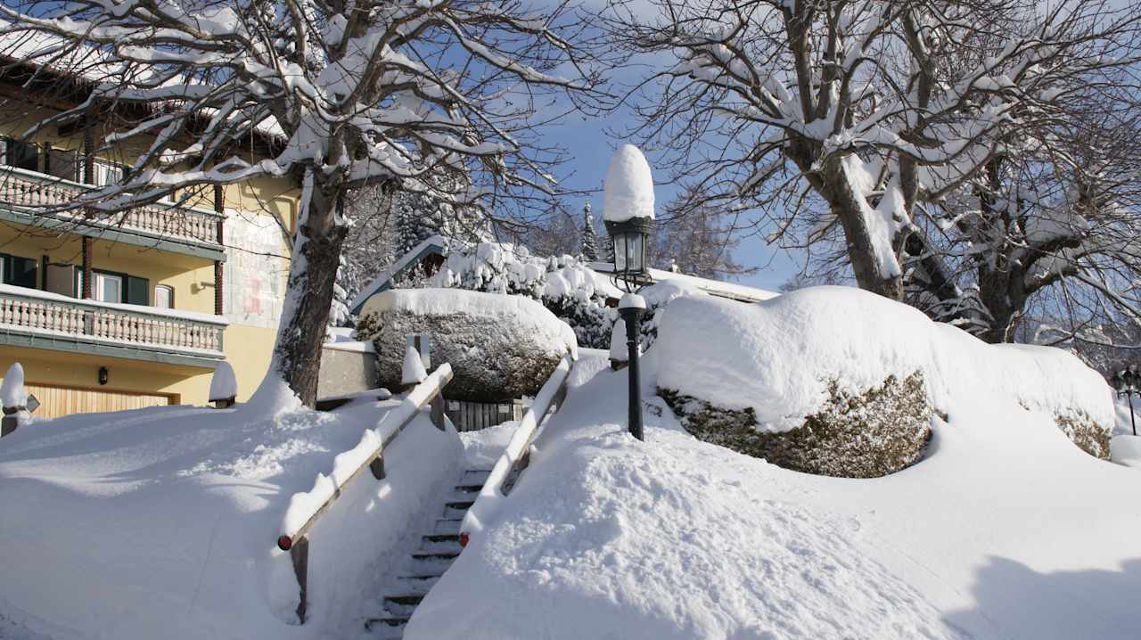 Außenansicht Berghaus - Der Westerhof Hotel in Tegernsee
