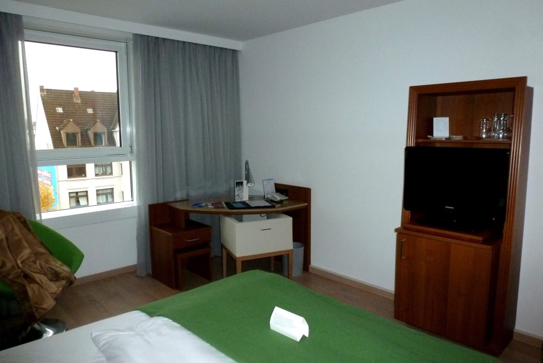 Zimmer Hotel NH Hamburg Altona