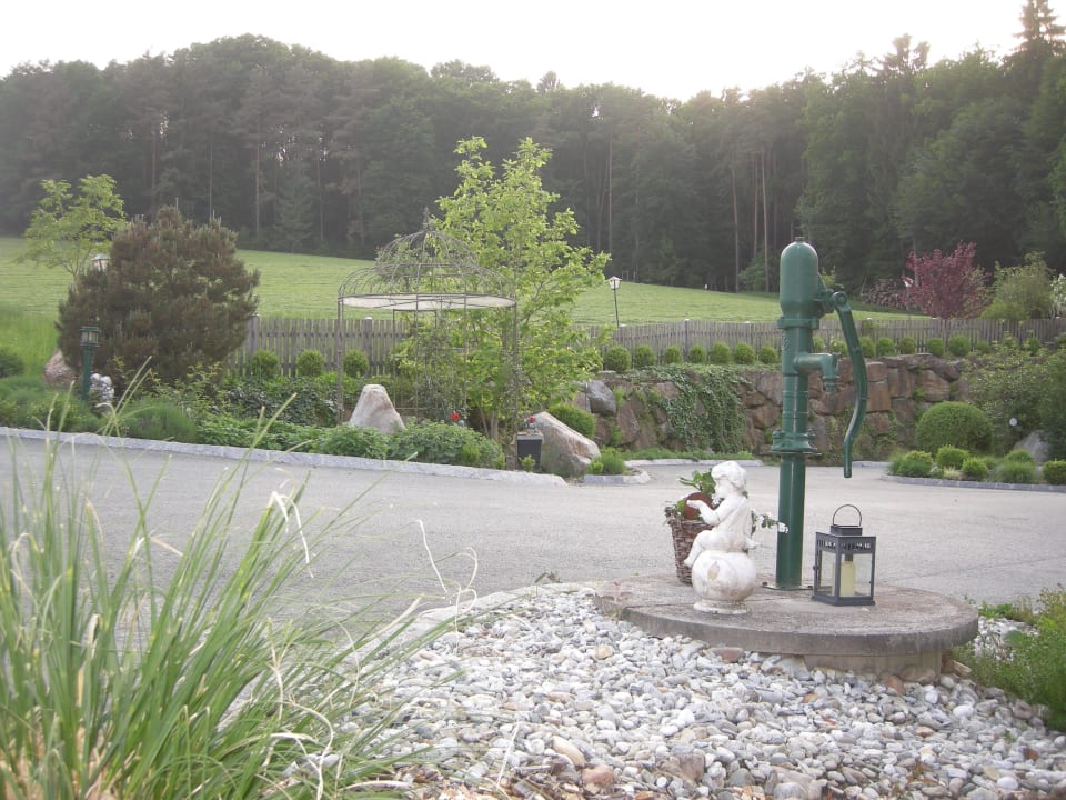 Ausblick vom Gastgarten Zur Grünen Au